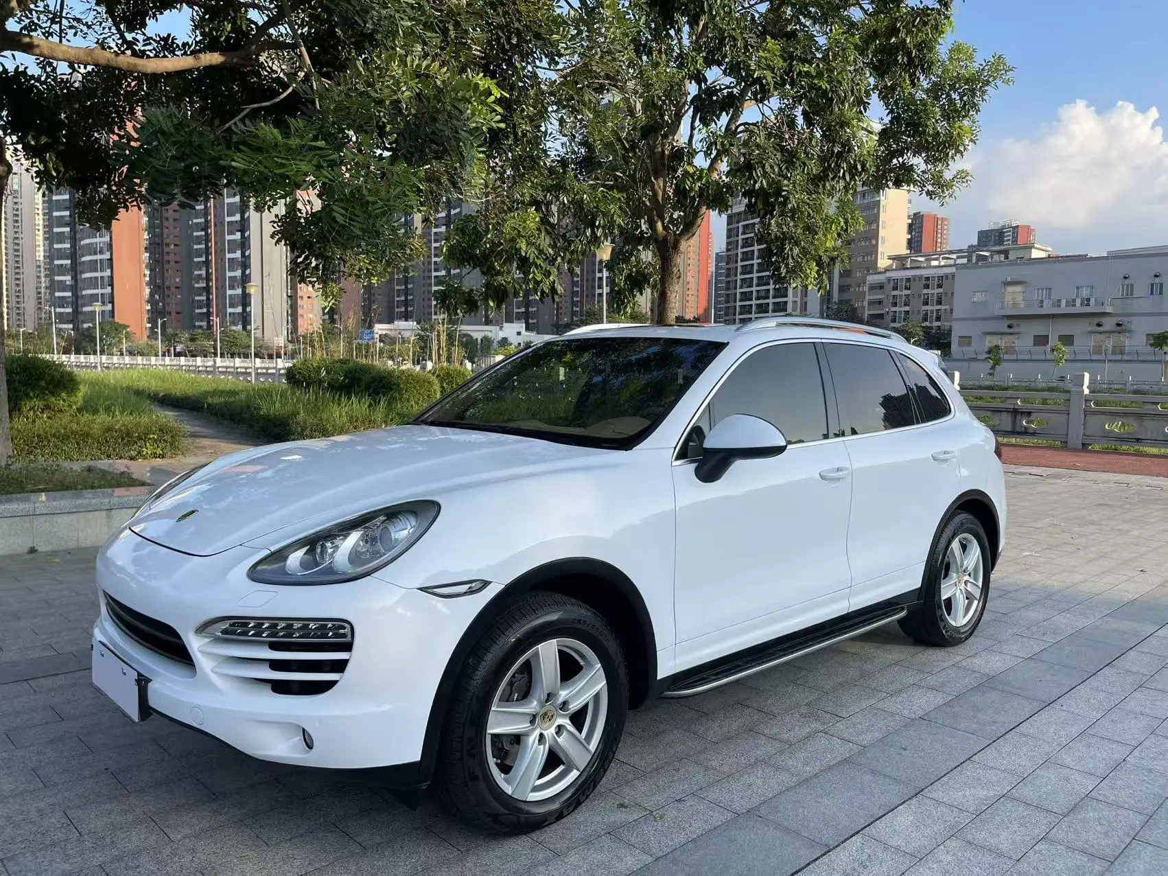 Porsche Cayenne  из Китая