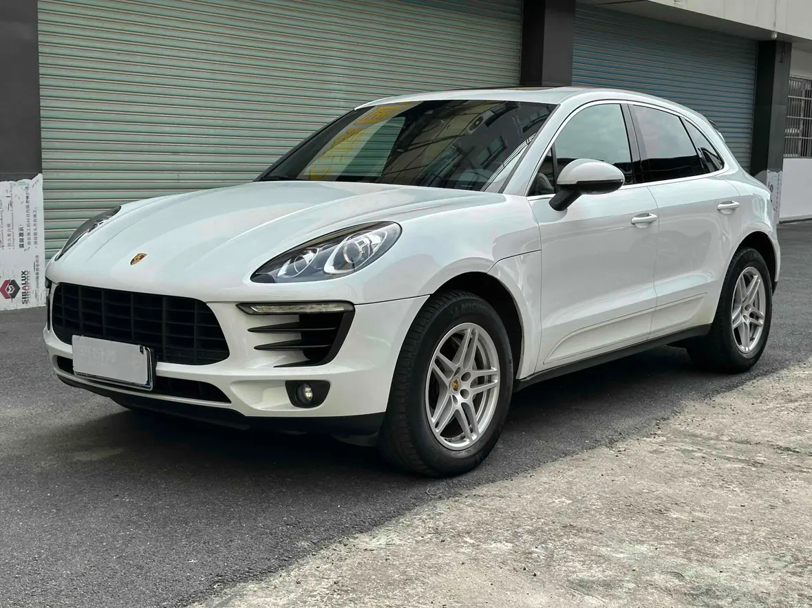 Porsche Macan  из Китая