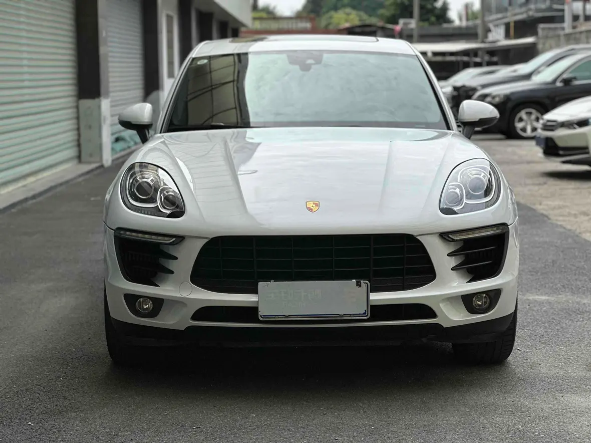 Porsche Macan  из Китая