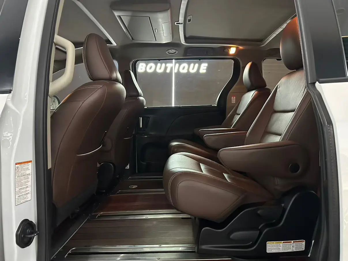 Toyota Sienna