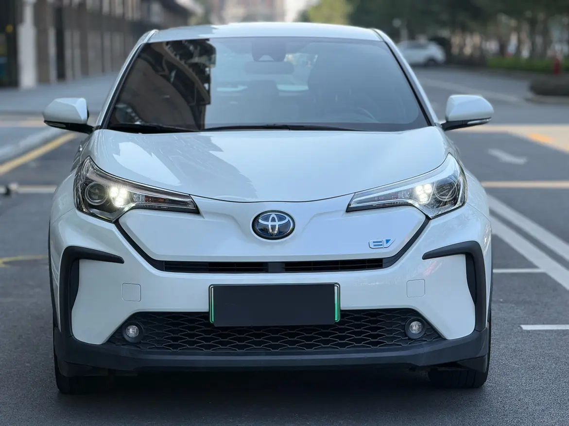 Toyota C-HR EV  из Китая