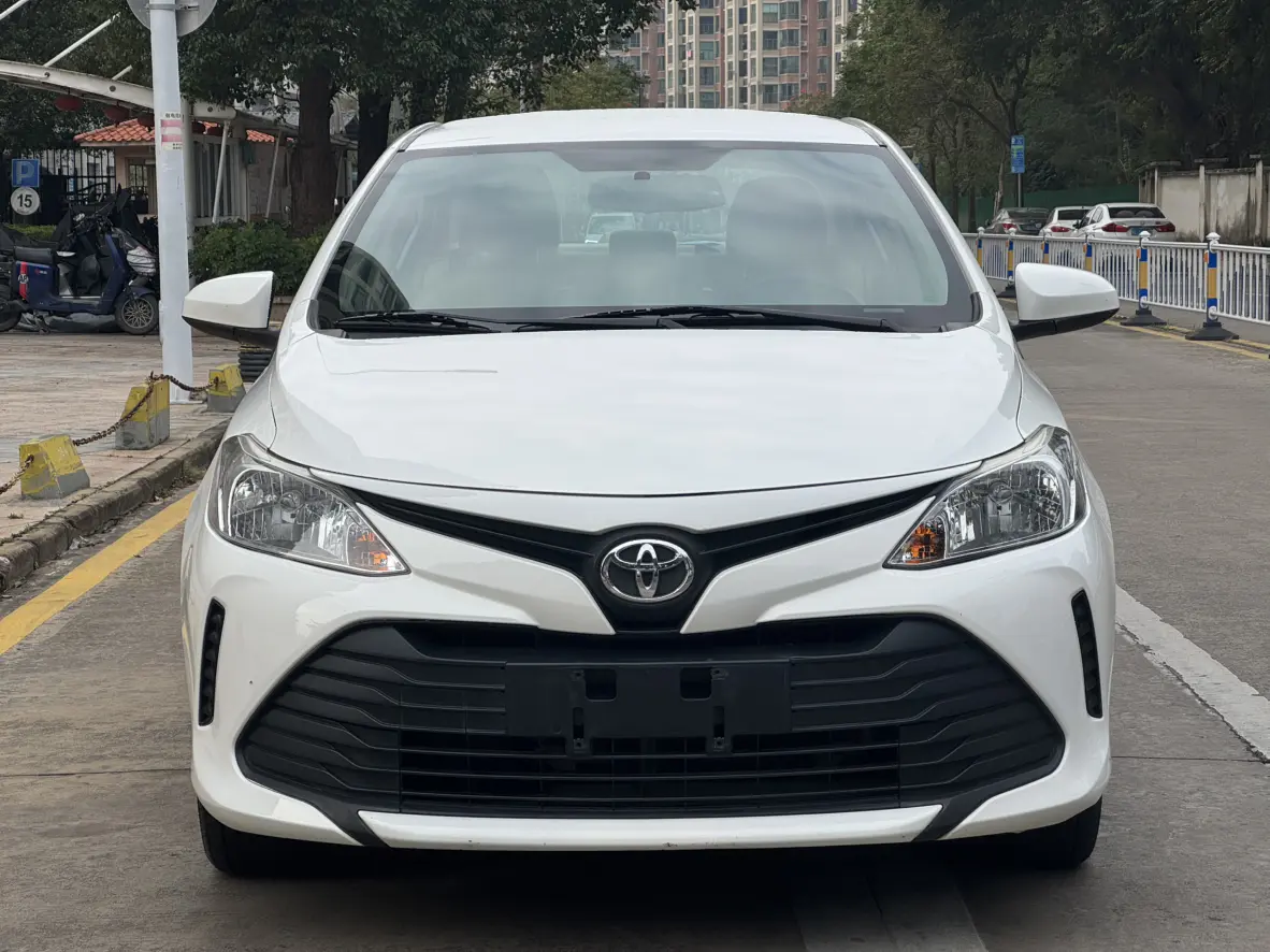 Toyota Vios  из Китая