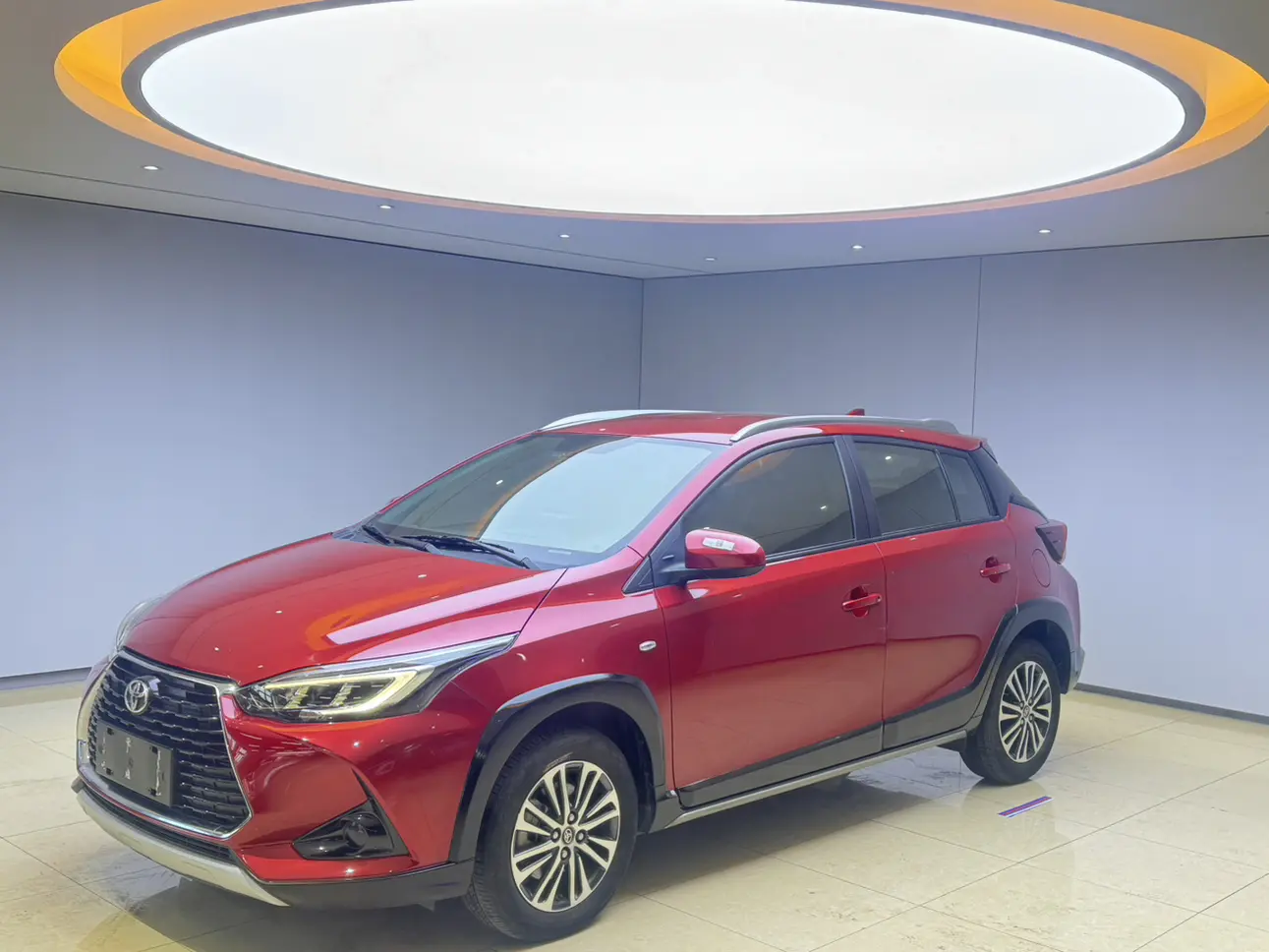 Toyota Yaris L  из Китая