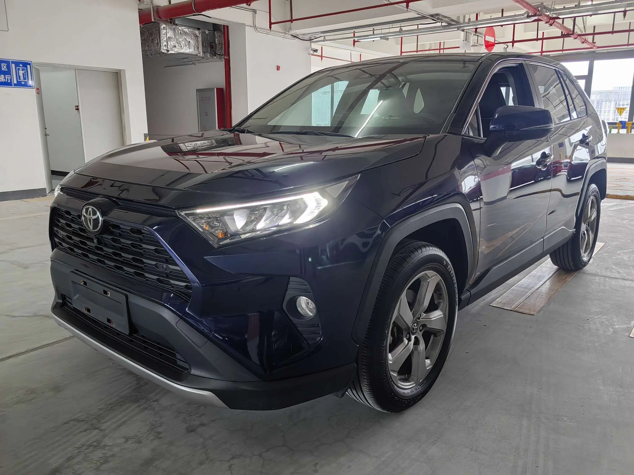 Toyota RAV4  из Китая