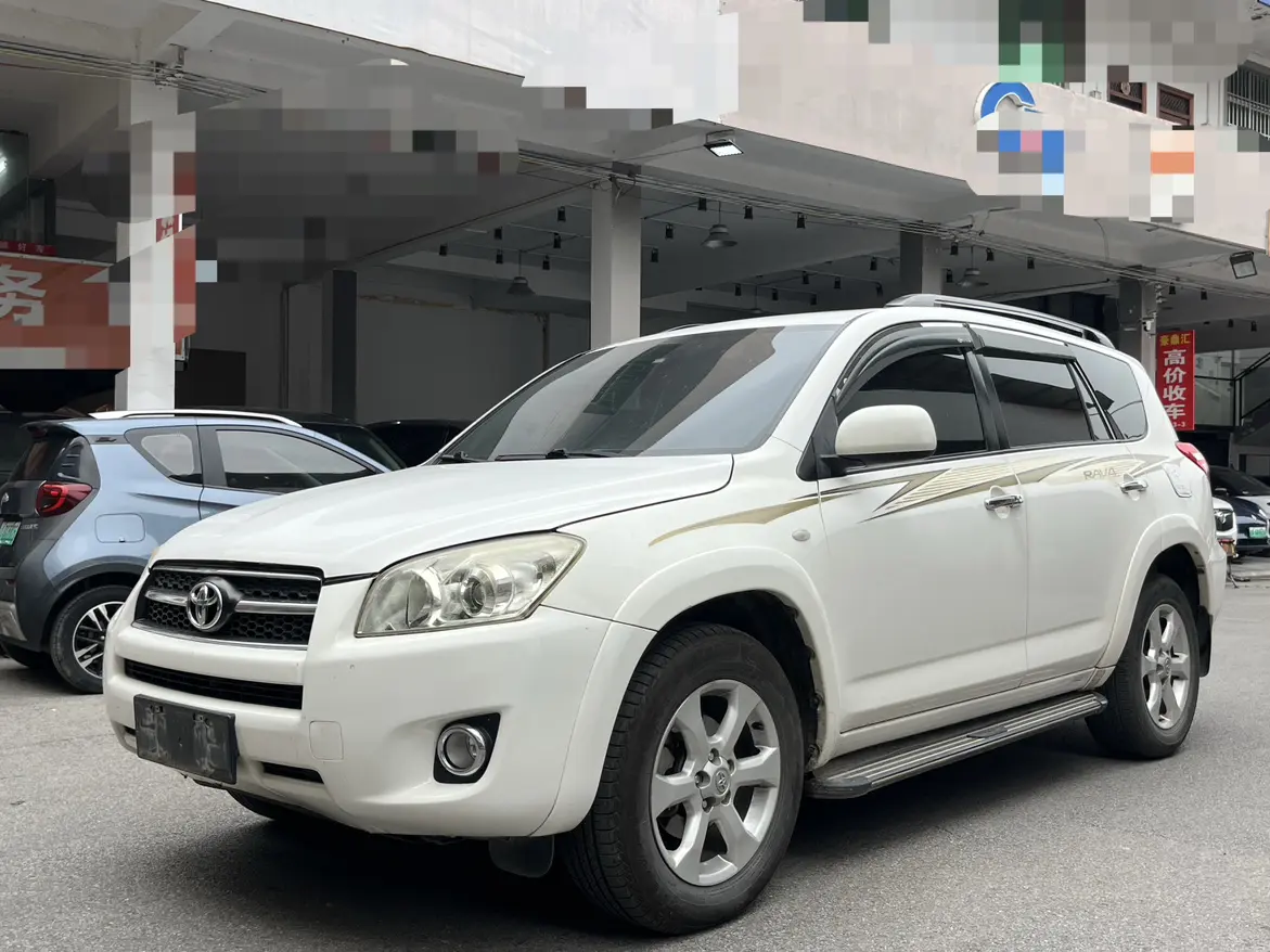Toyota RAV4  из Китая