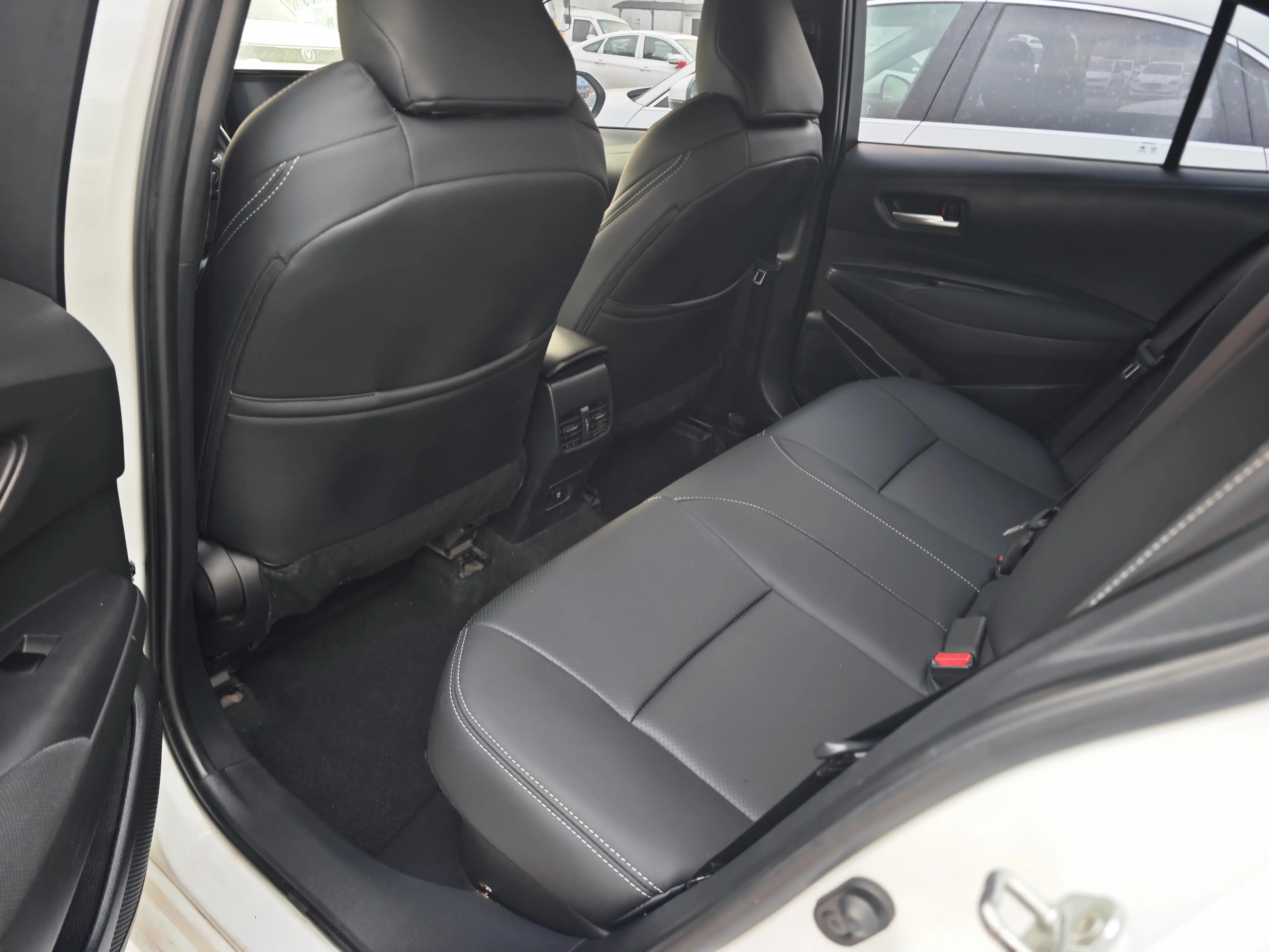 Toyota Levin (Lei Ling)  из Китая