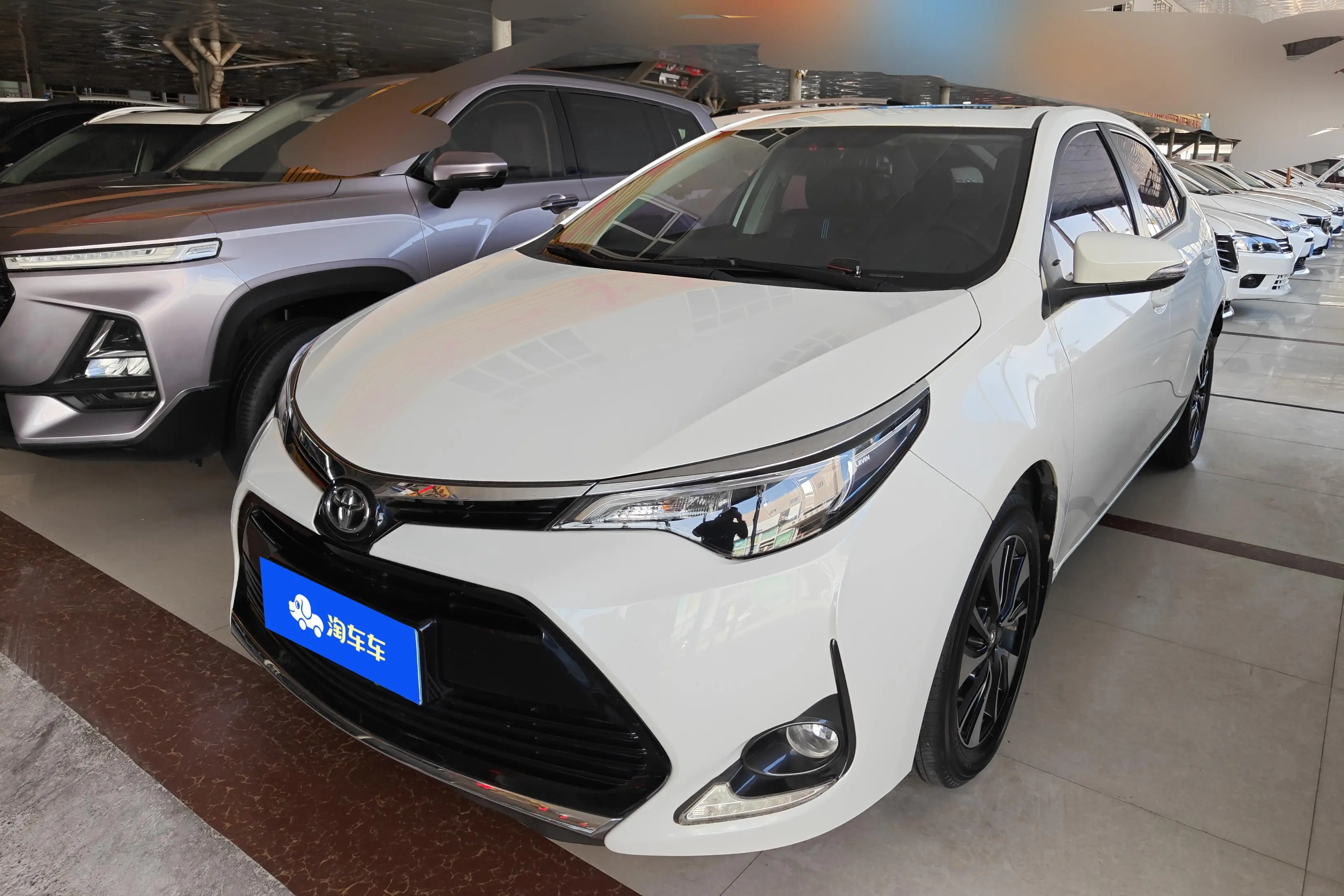 Toyota Levin (Lei Ling)  из Китая