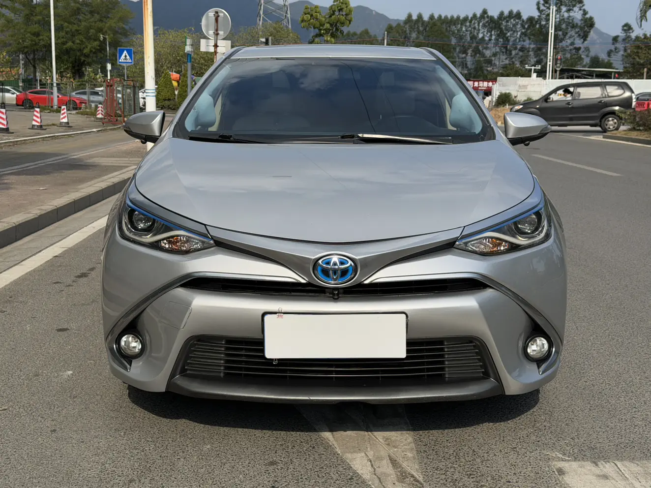 Toyota Levin (Lei Ling)  из Китая