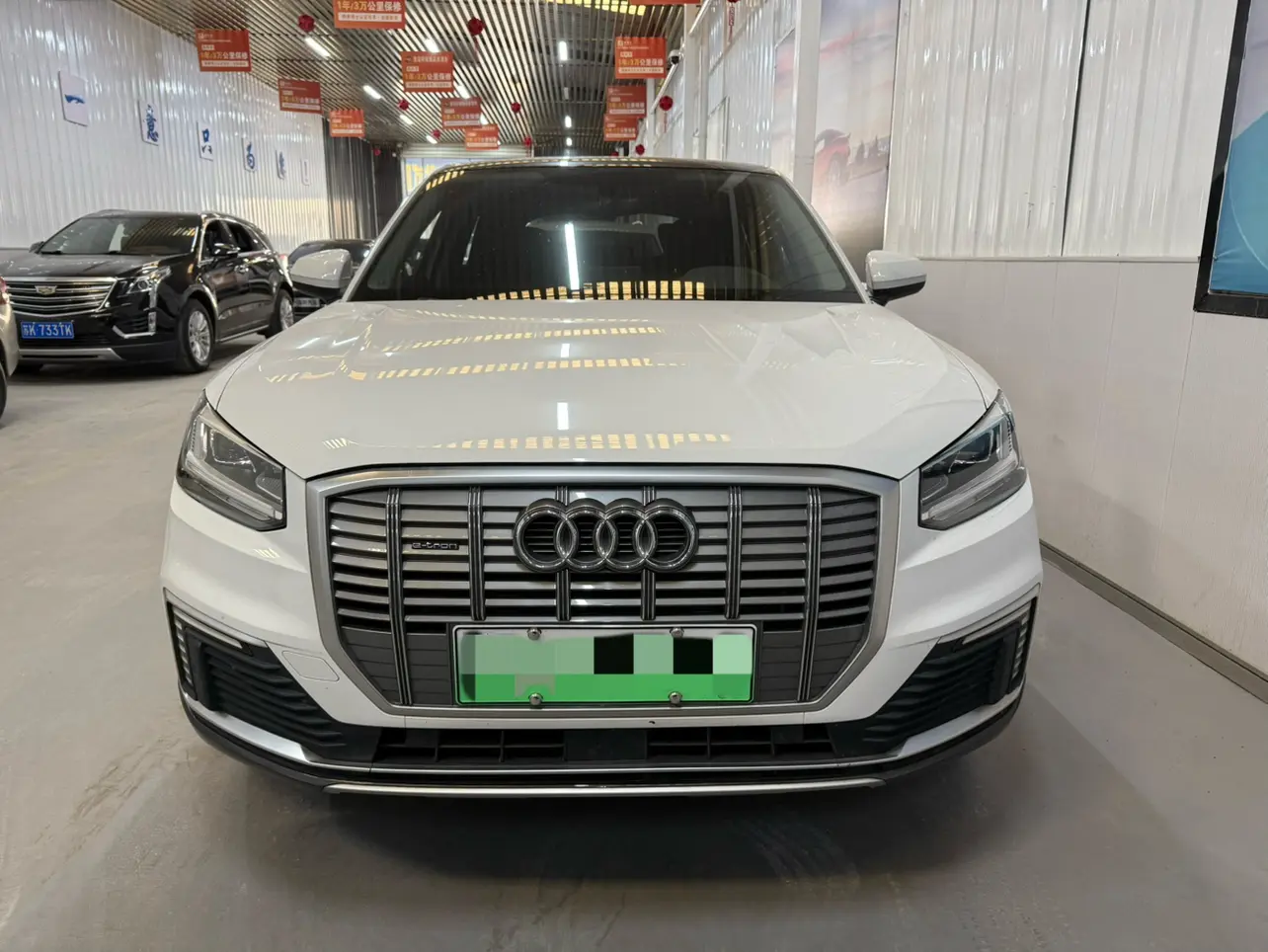 Audi Q2L e-tron  из Китая