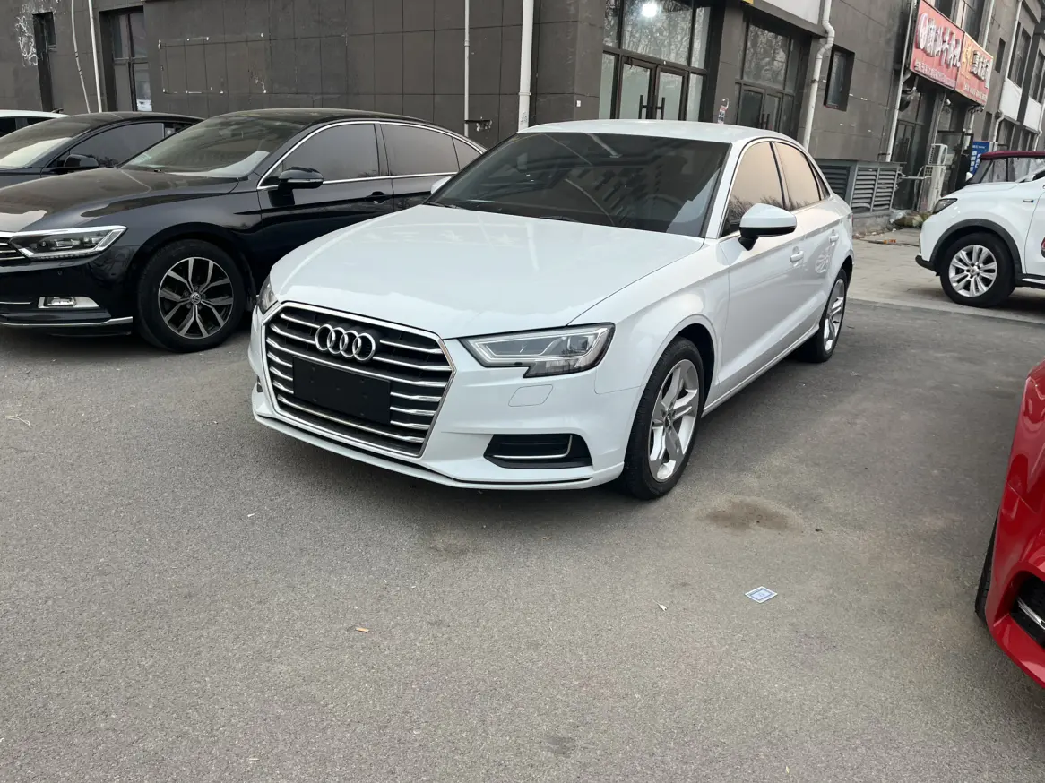 Audi A3  из Китая