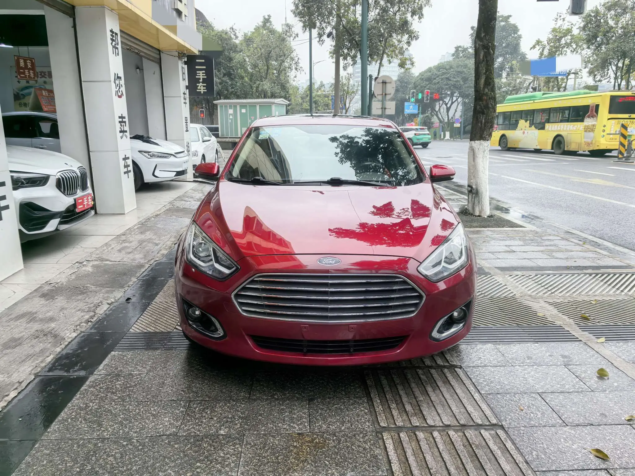 Ford Forrest  из Китая