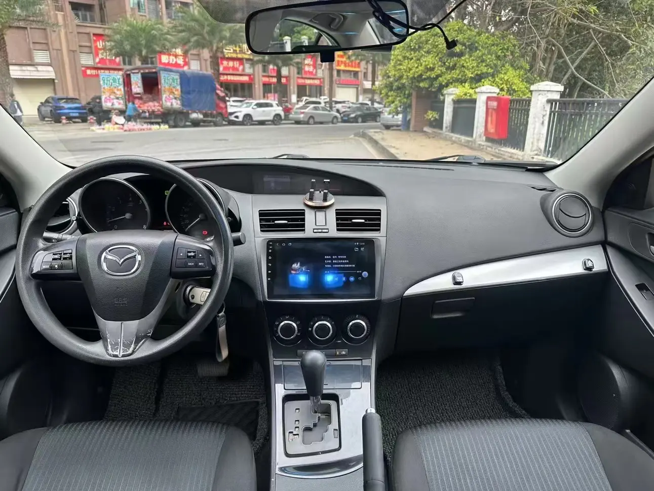 Mazda Axela (Mazda3)  из Китая