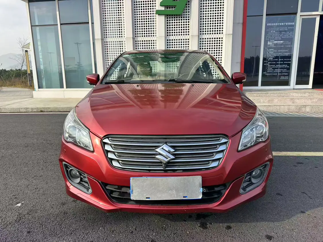 Suzuki Qiyue  из Китая