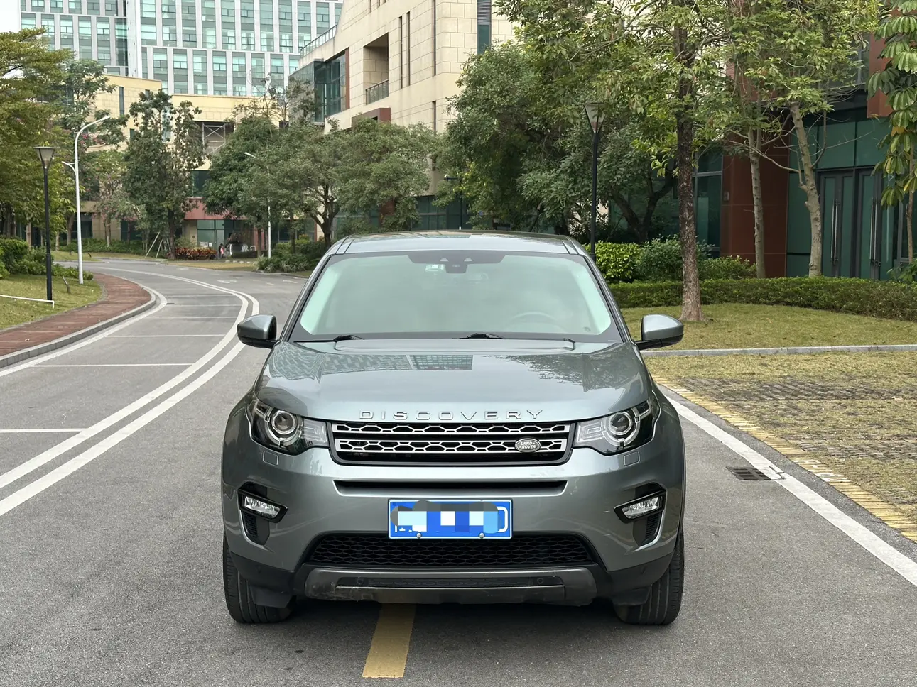 Land Rover Discover the magic  из Китая