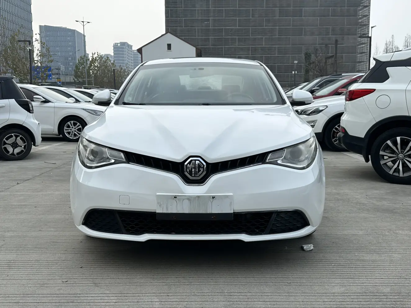 MG Ruixing  из Китая