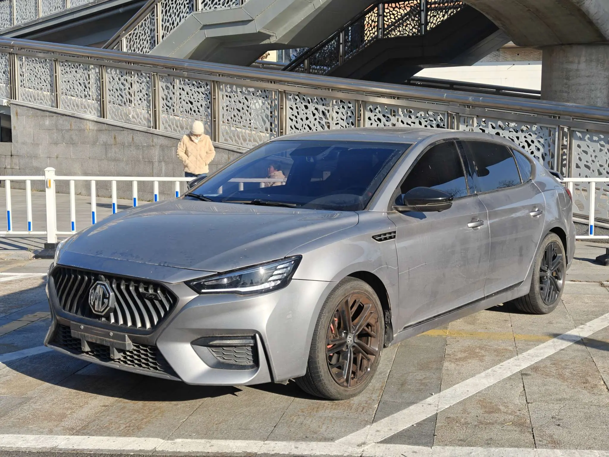 MG 6  из Китая