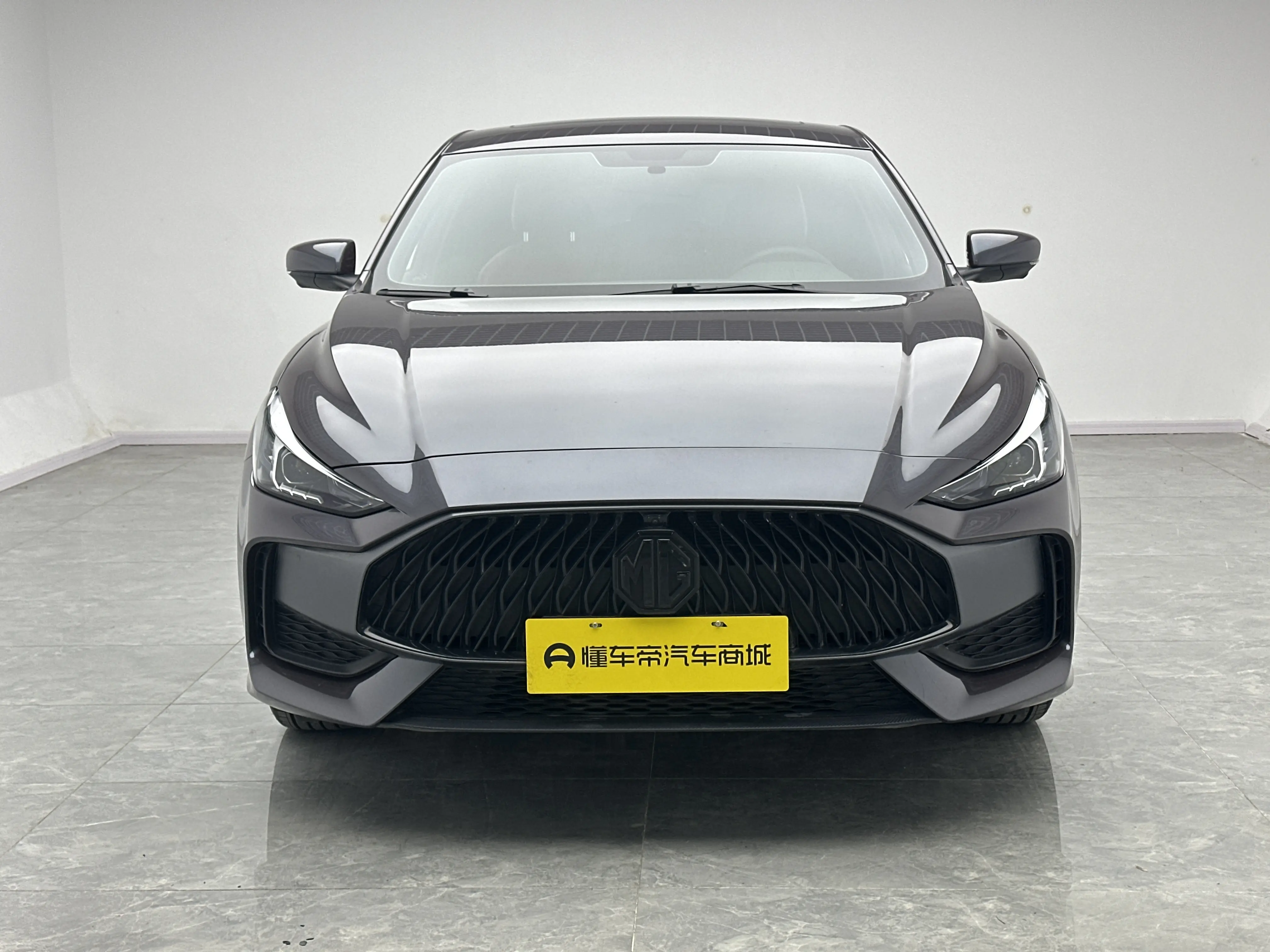 MG 5  из Китая