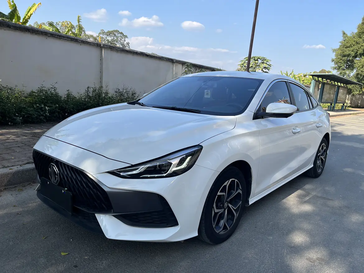 MG 5  из Китая