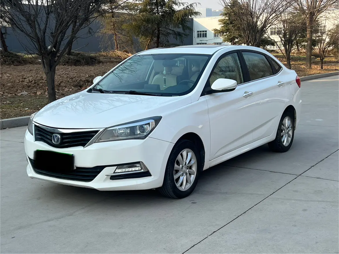 Changan Yuexiang V7  из Китая