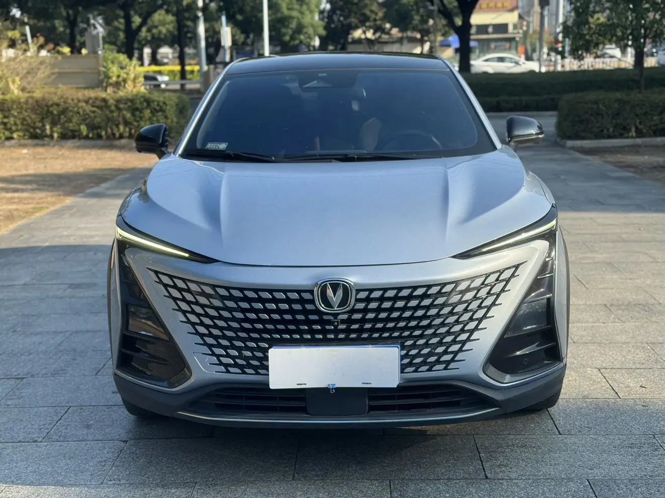 Changan UNI-T  из Китая