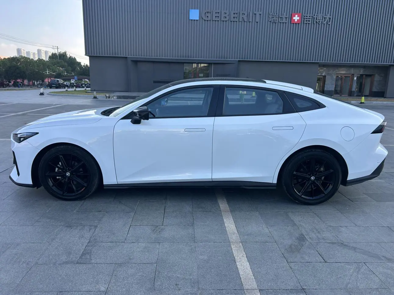 Changan UNI-V  из Китая