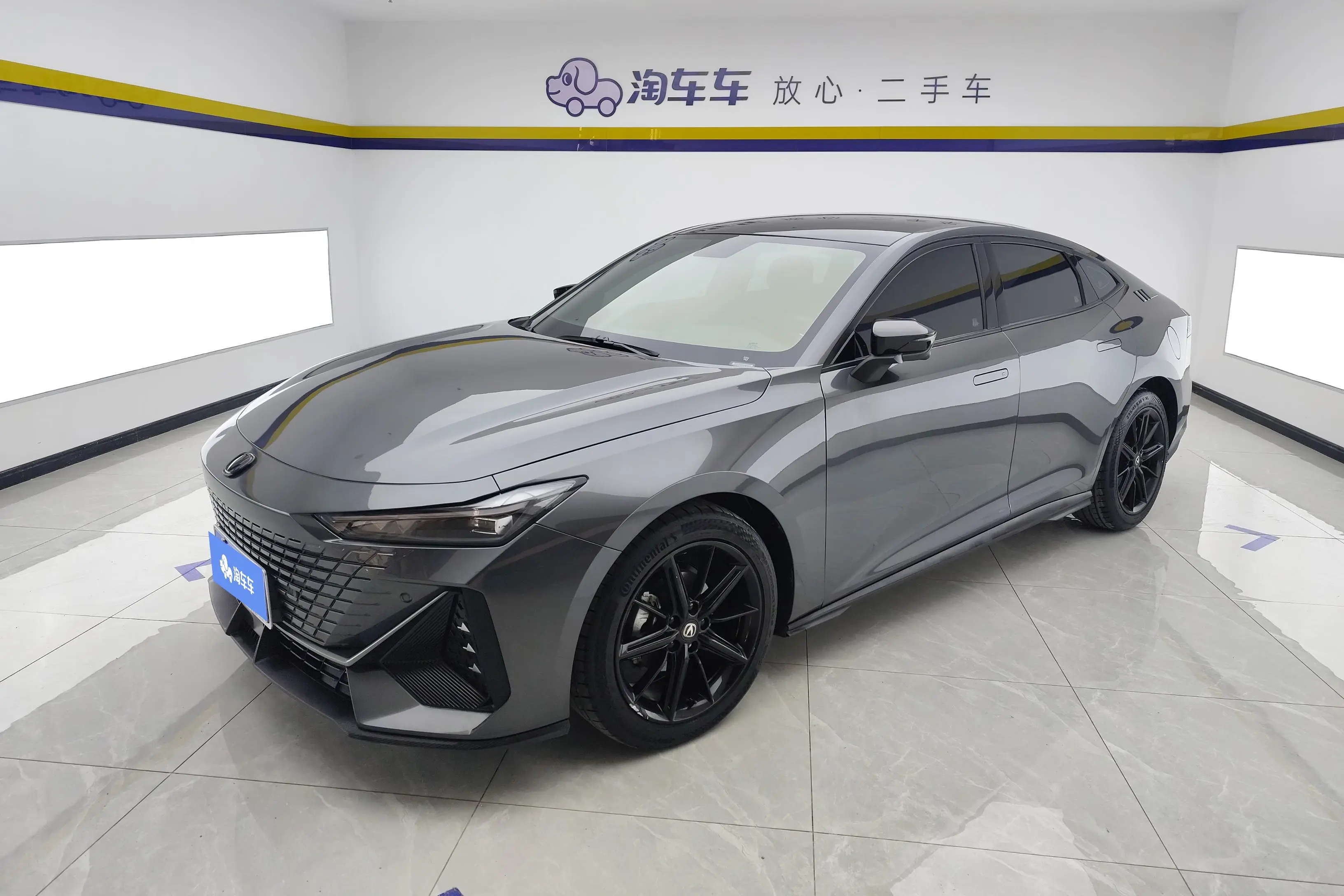 Changan UNI-V  из Китая