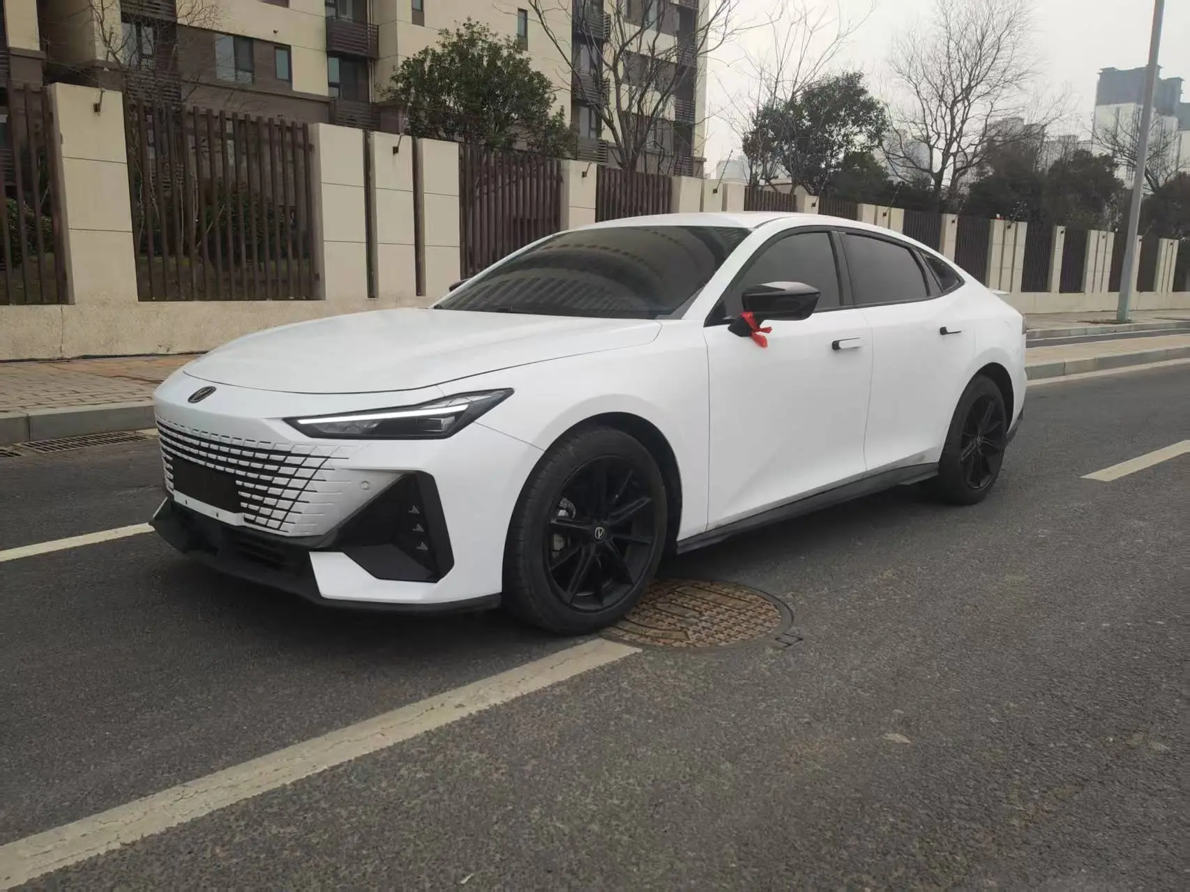 Changan UNI-V  из Китая