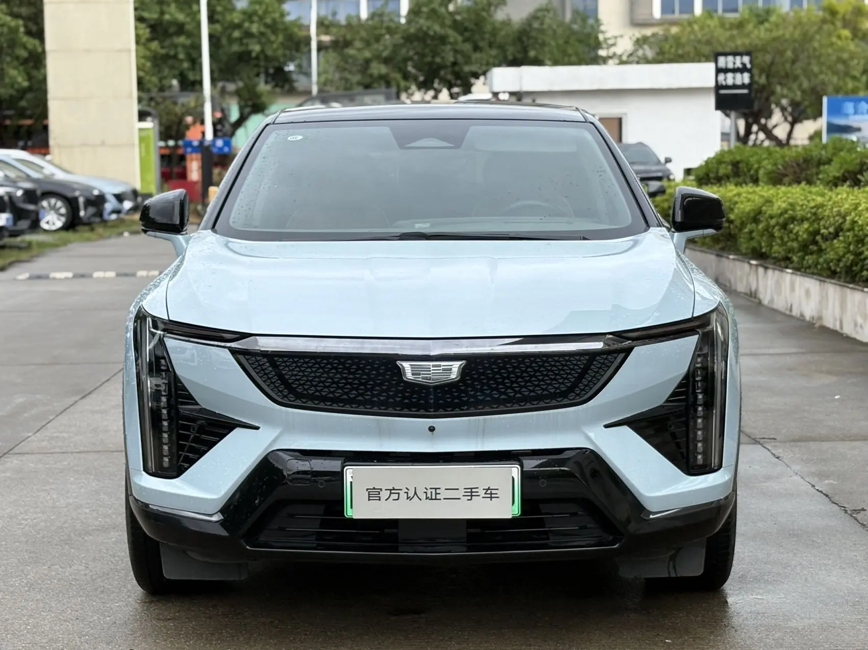 Cadillac IQ Aoge  из Китая