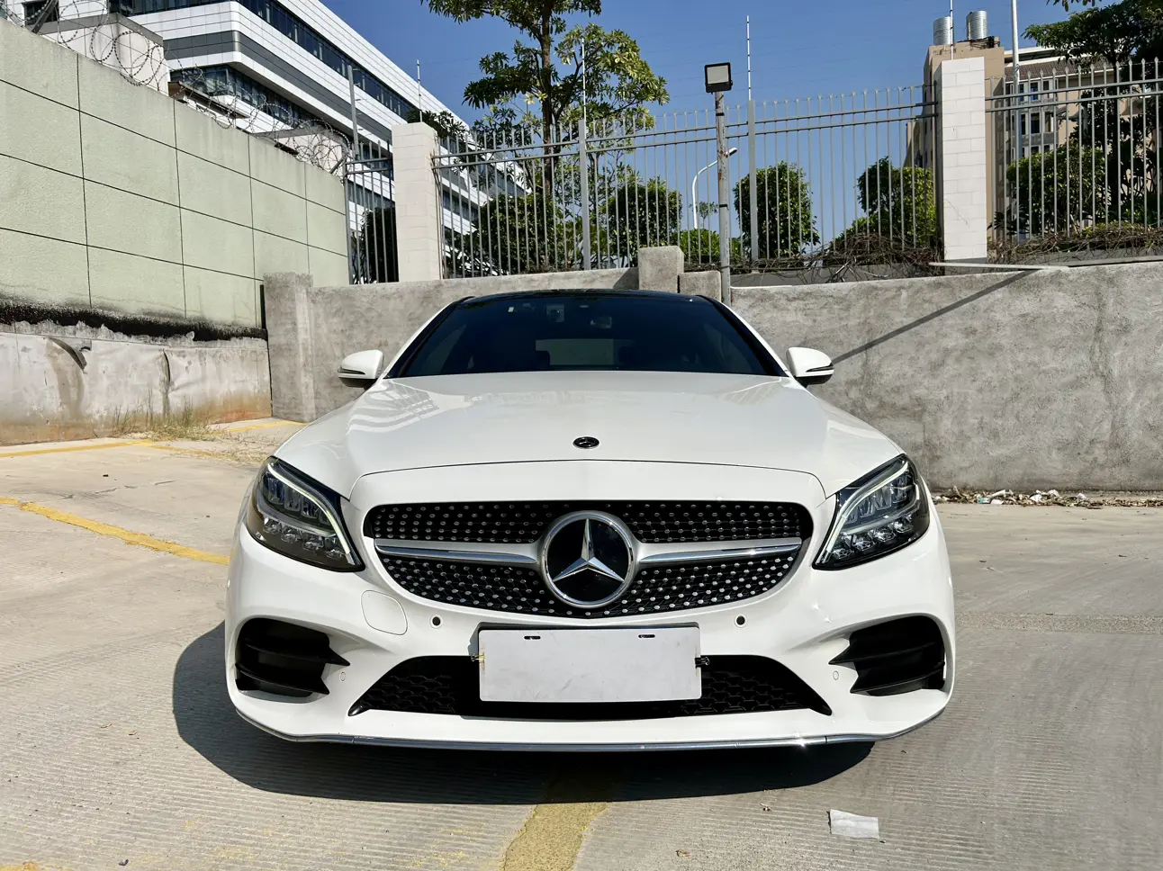 Mercedes-Benz C-Class  из Китая