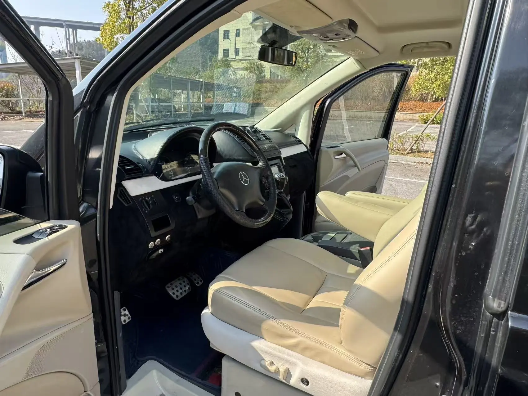 Mercedes-Benz Vito  из Китая