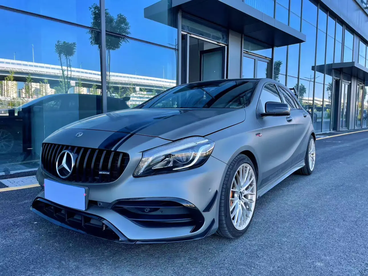 Mercedes-Benz A-Class AMG  из Китая