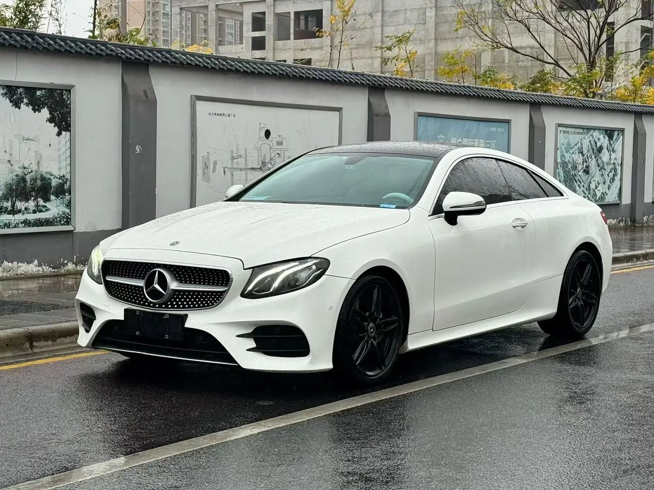 Mercedes-Benz E-Class  из Китая