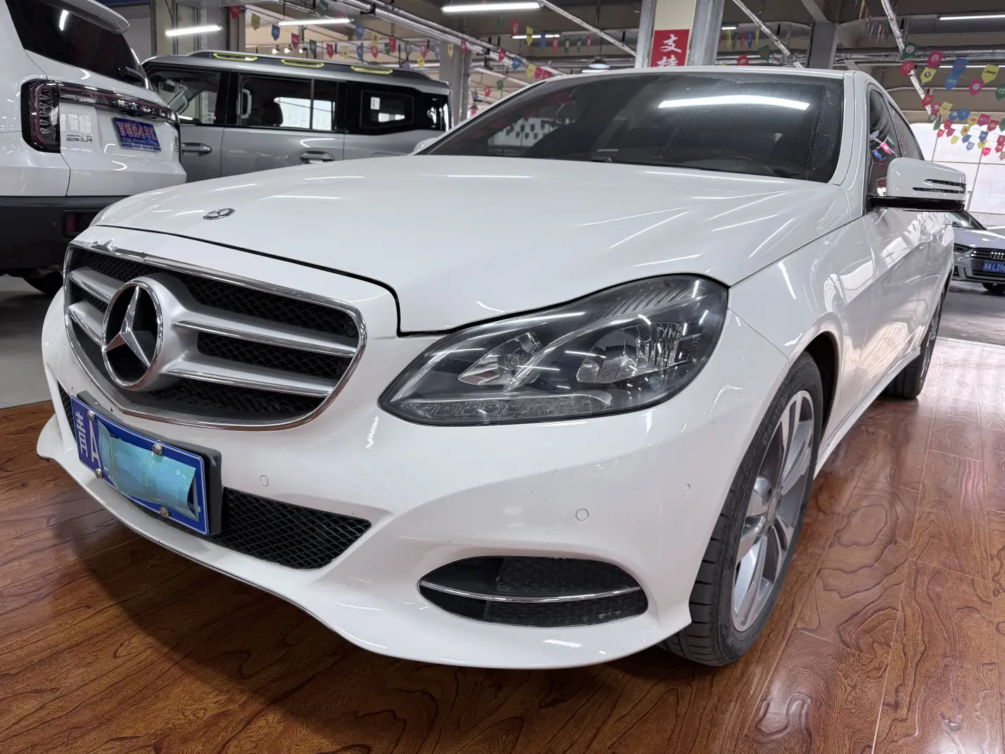 Mercedes-Benz E-Class  из Китая