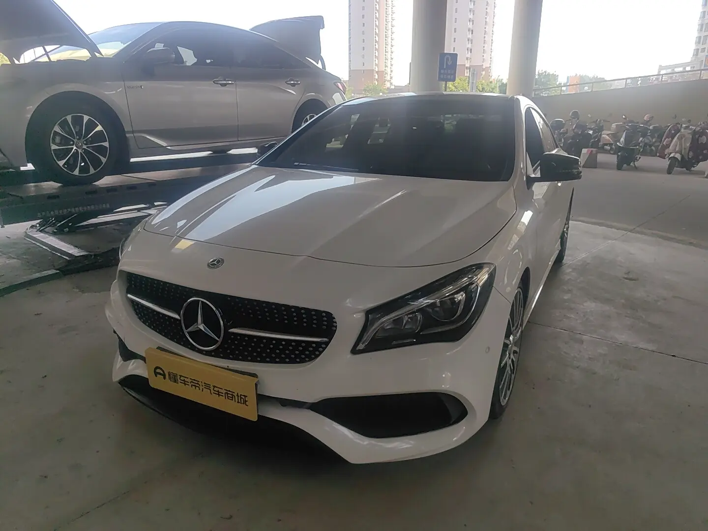Mercedes-Benz Mercedes CLA  из Китая