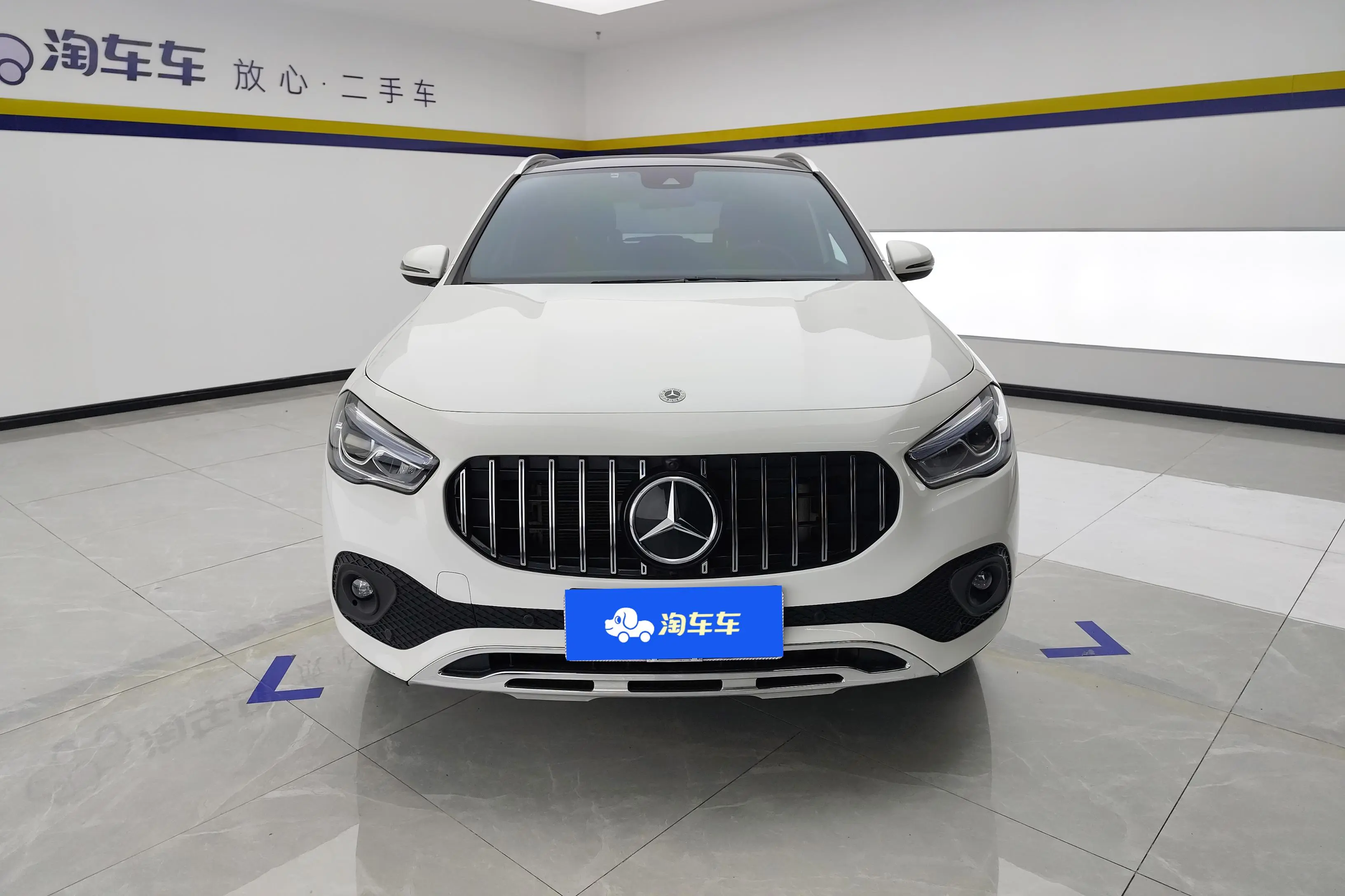 Mercedes-Benz GLA  из Китая