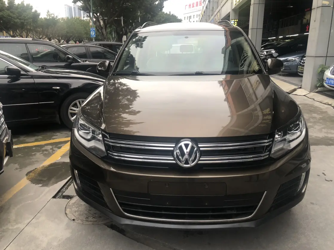 Volkswagen Tiguan  из Китая