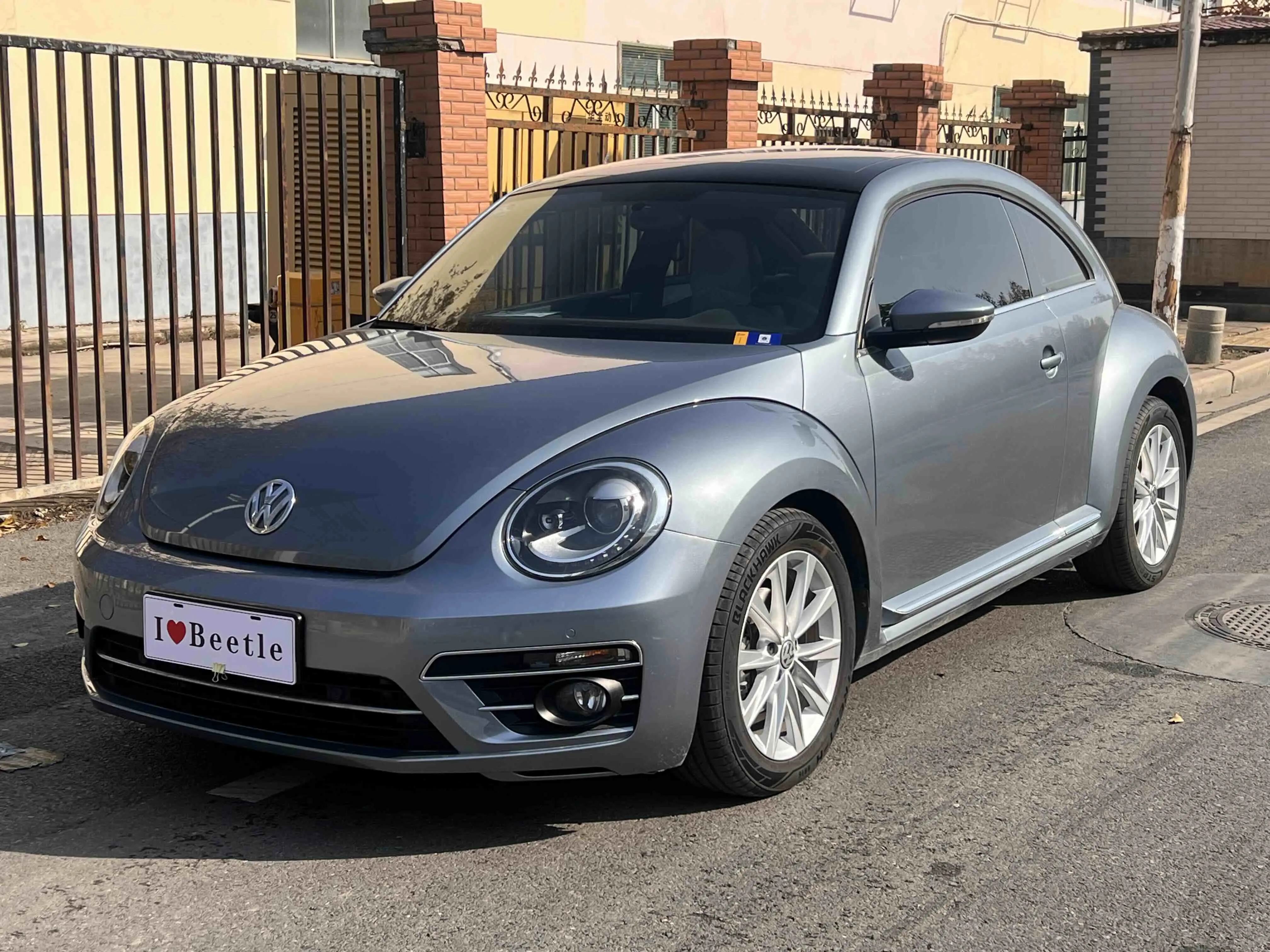 Volkswagen Beetle  из Китая