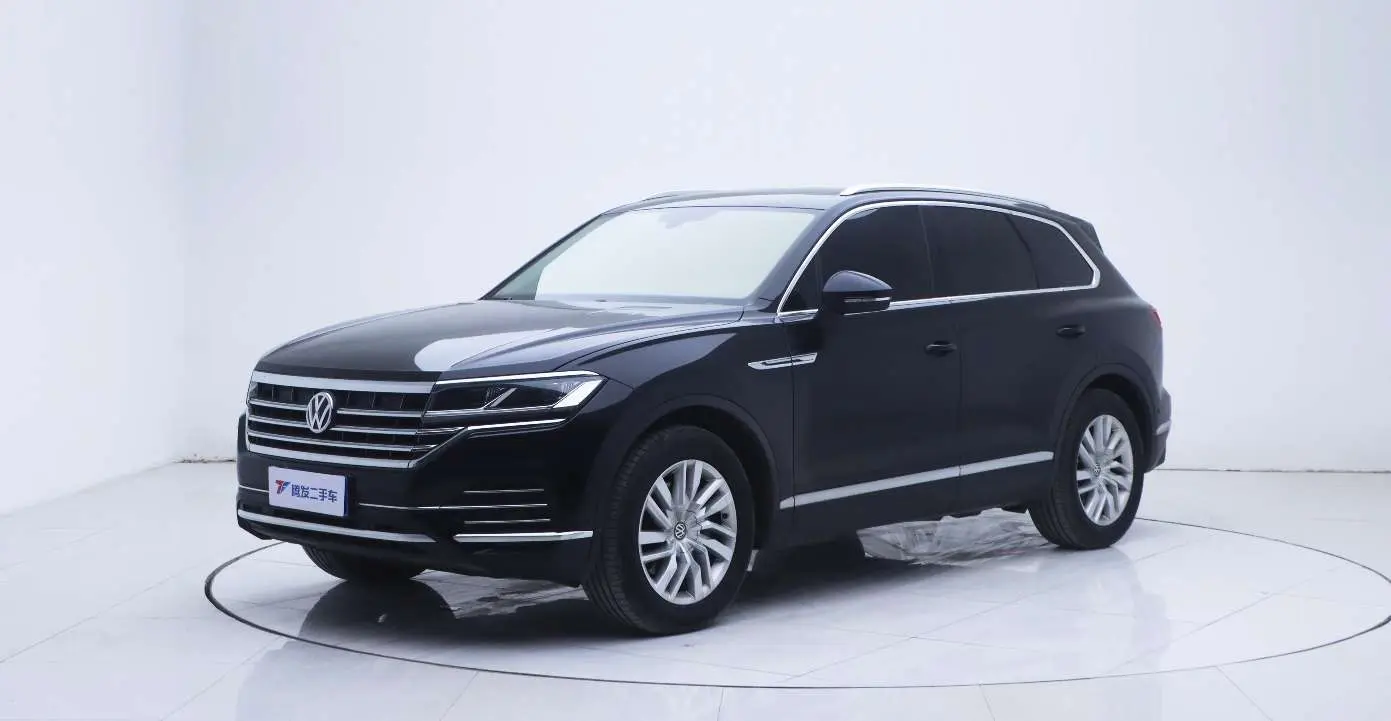 Volkswagen Touareg  из Китая