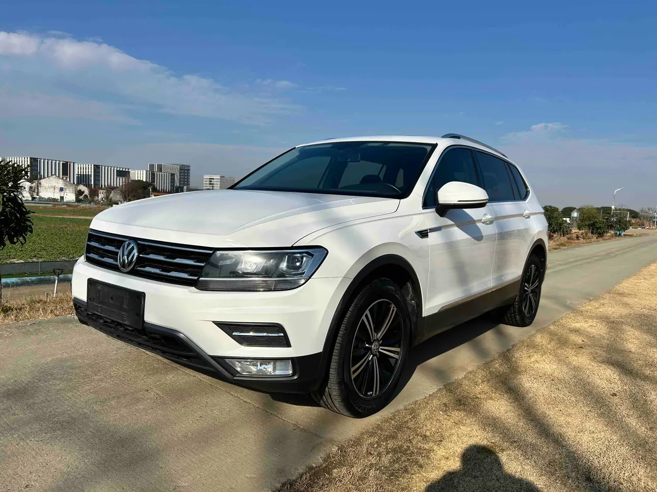 Volkswagen Tiguan L  из Китая