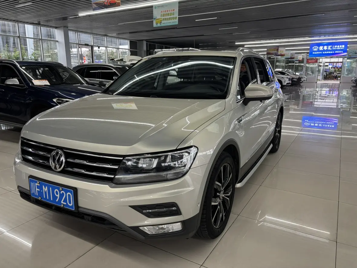 Volkswagen Tiguan L  из Китая
