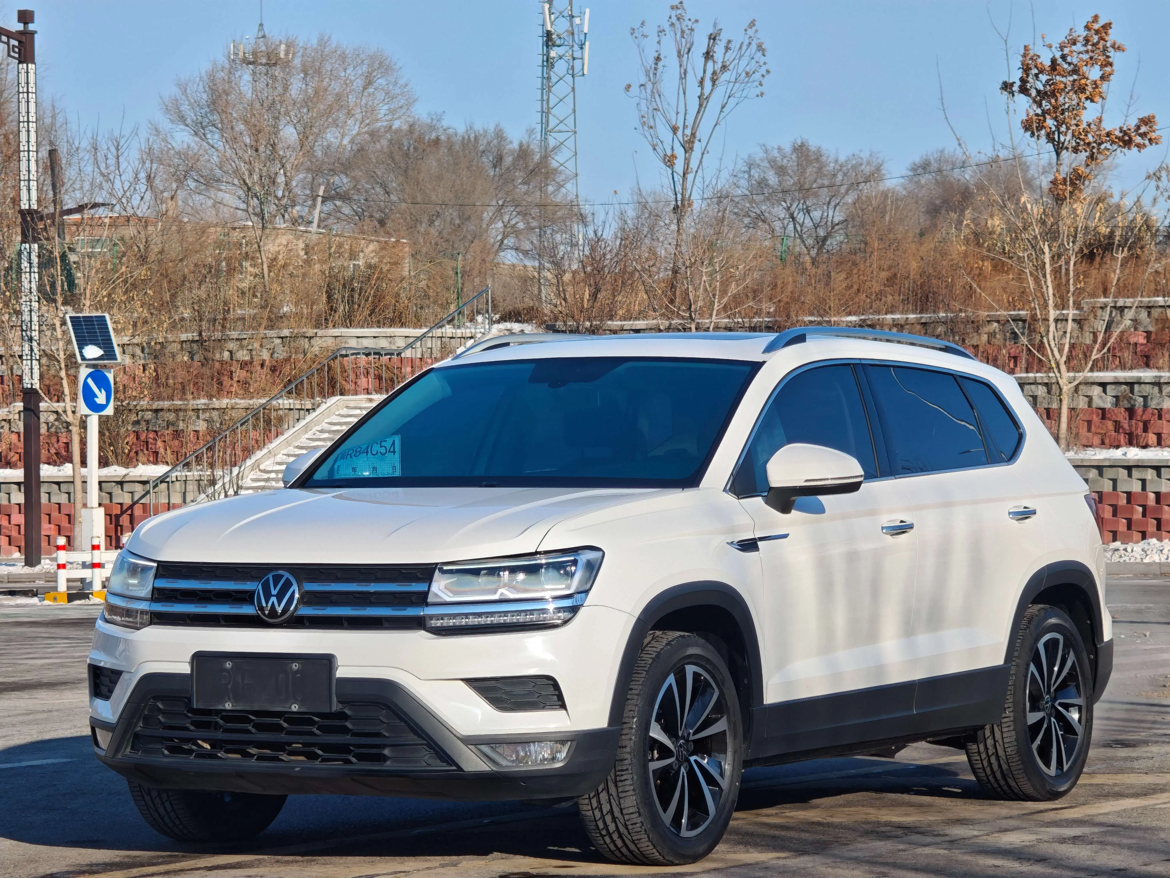 Volkswagen Tharu  из Китая