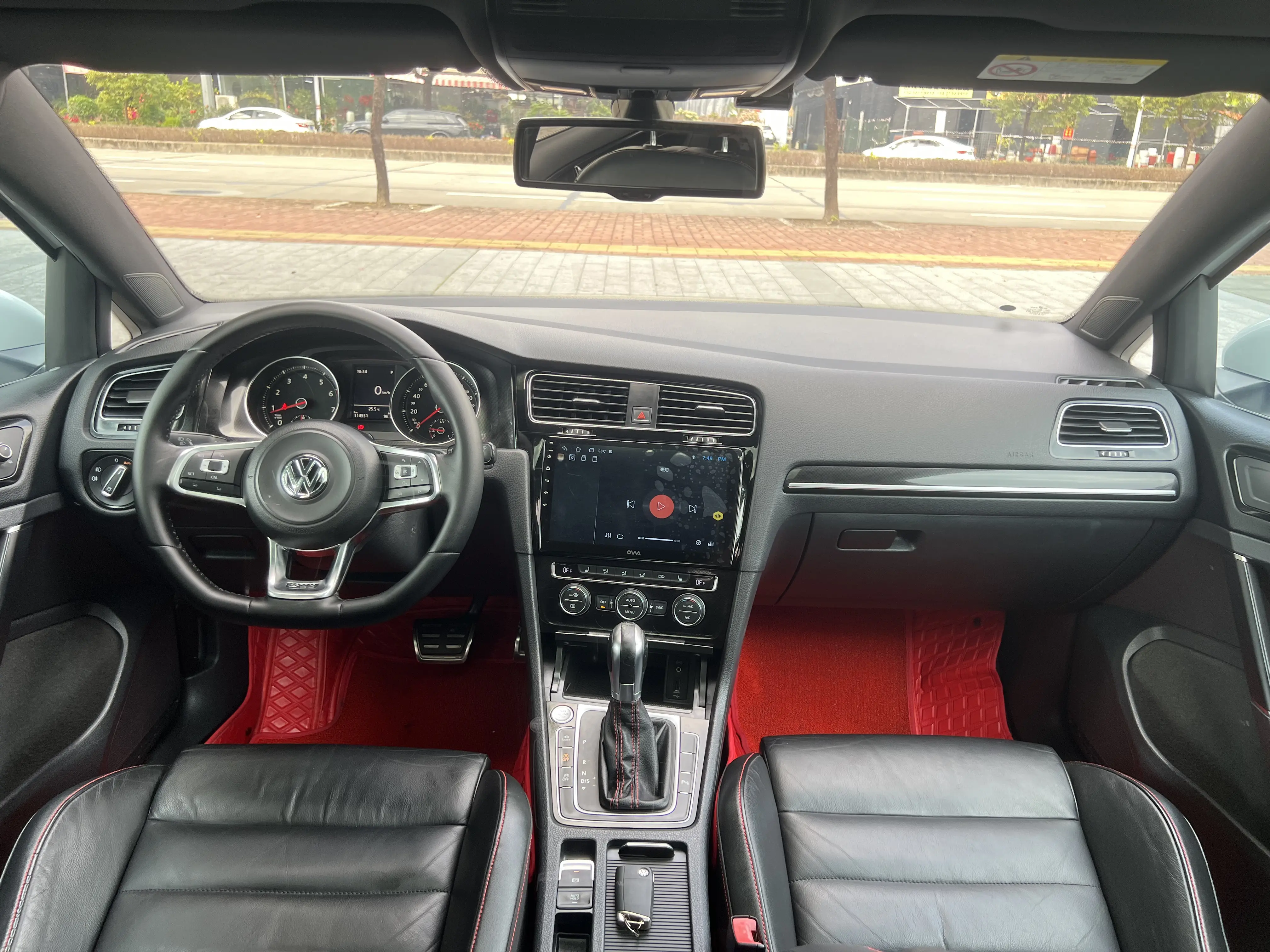 Volkswagen Golf GTI  из Китая