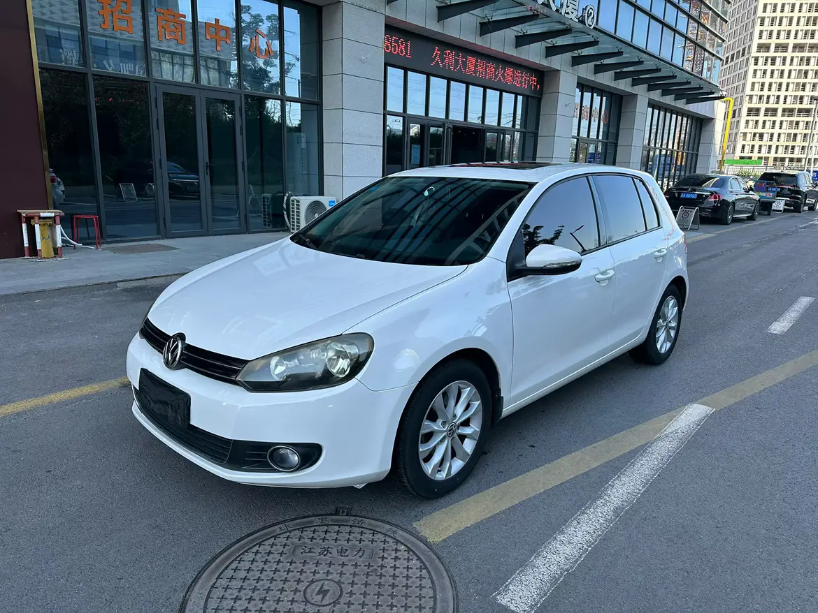 Volkswagen Golf  из Китая
