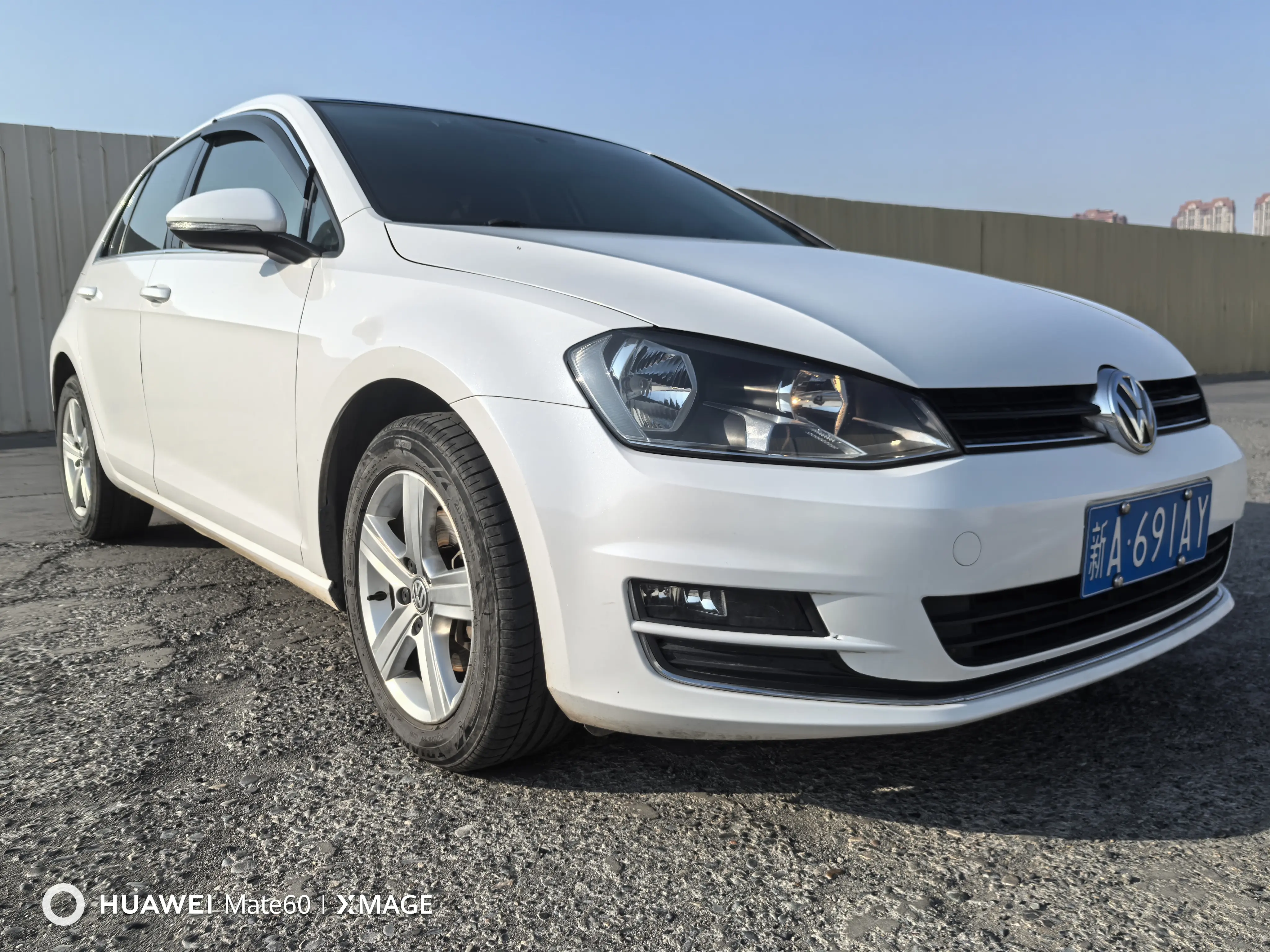 Volkswagen Golf  из Китая