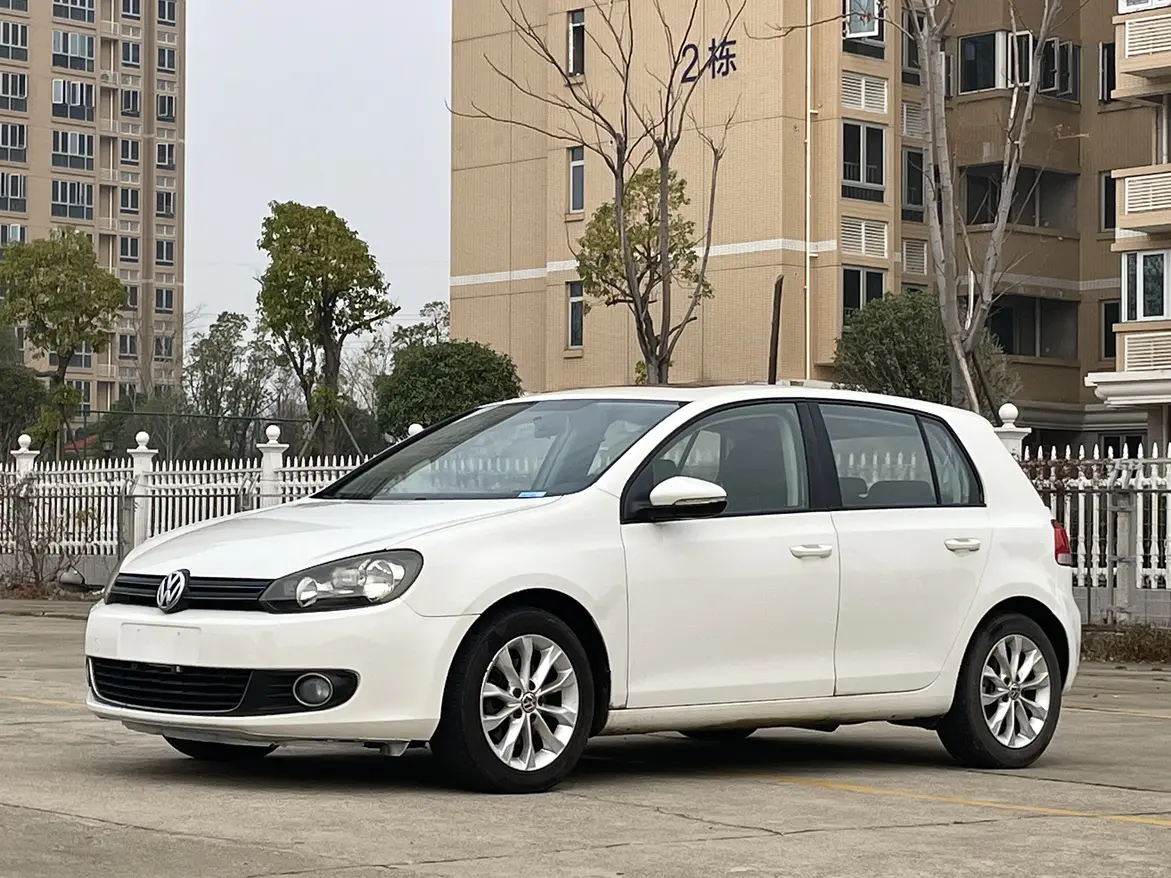 Volkswagen Golf  из Китая