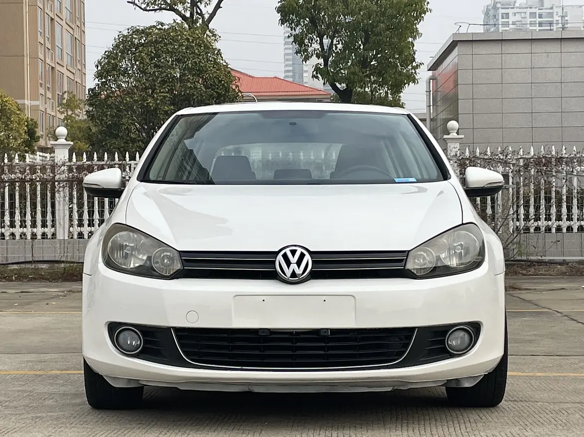 Volkswagen Golf  из Китая