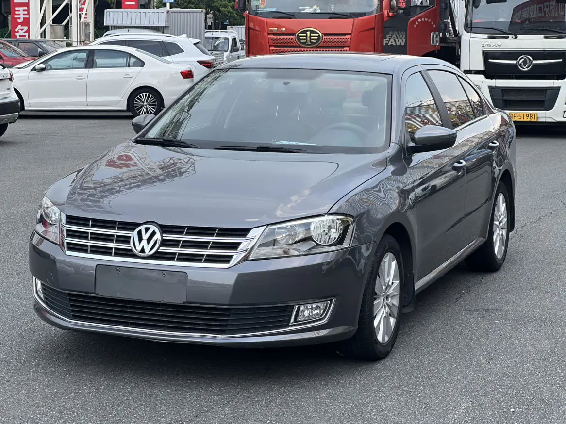 Volkswagen Lavida  из Китая