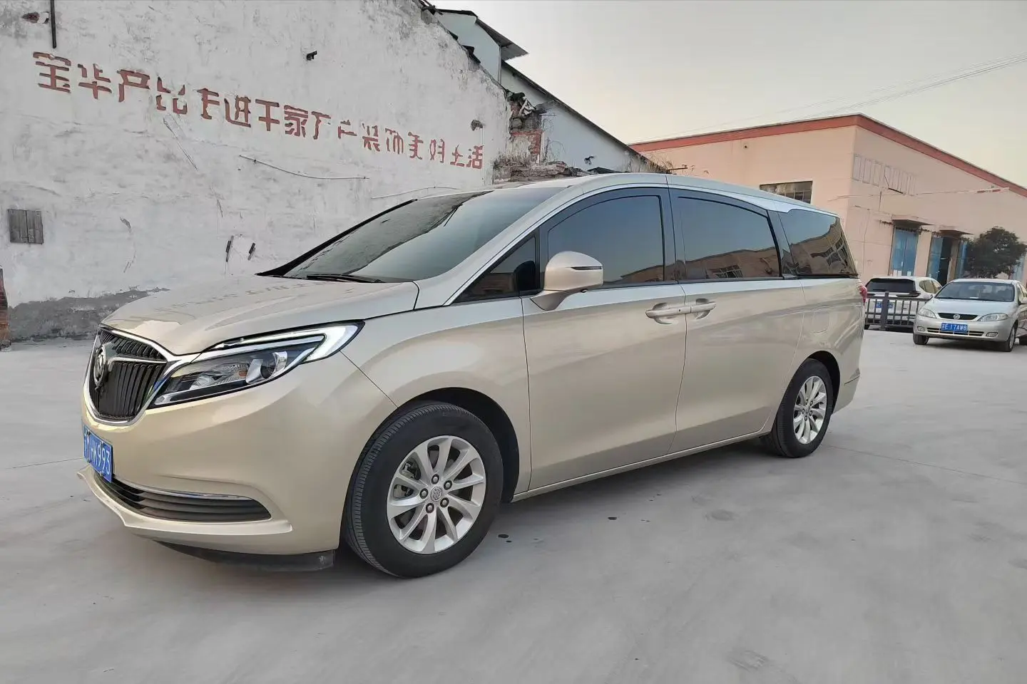 Buick GL8  из Китая