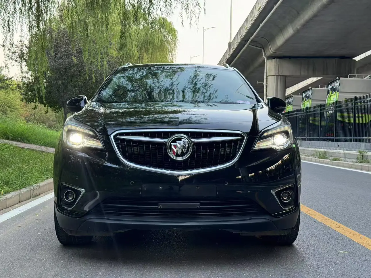 Buick Envision  из Китая