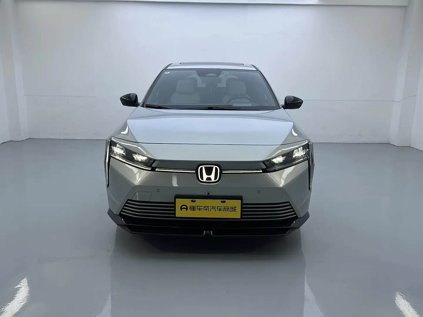 Honda Hunting light e:NS2  из Китая